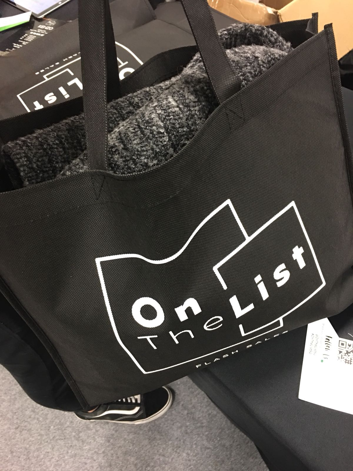 OnTheList Flash Sale #2 includes members-only shopping for Oakley, Ray-Ban, Komono, Bering, Rivieras, Kusmi Tea, Løv Organic, Fjällräven, Dr. Denim - Alvinology