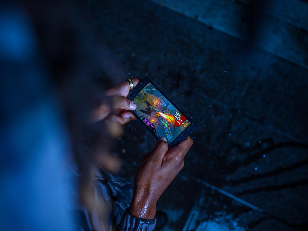 Razer announces their newest flagship Razer Phone 2, a new Razer Blade and other gadgets - Alvinology