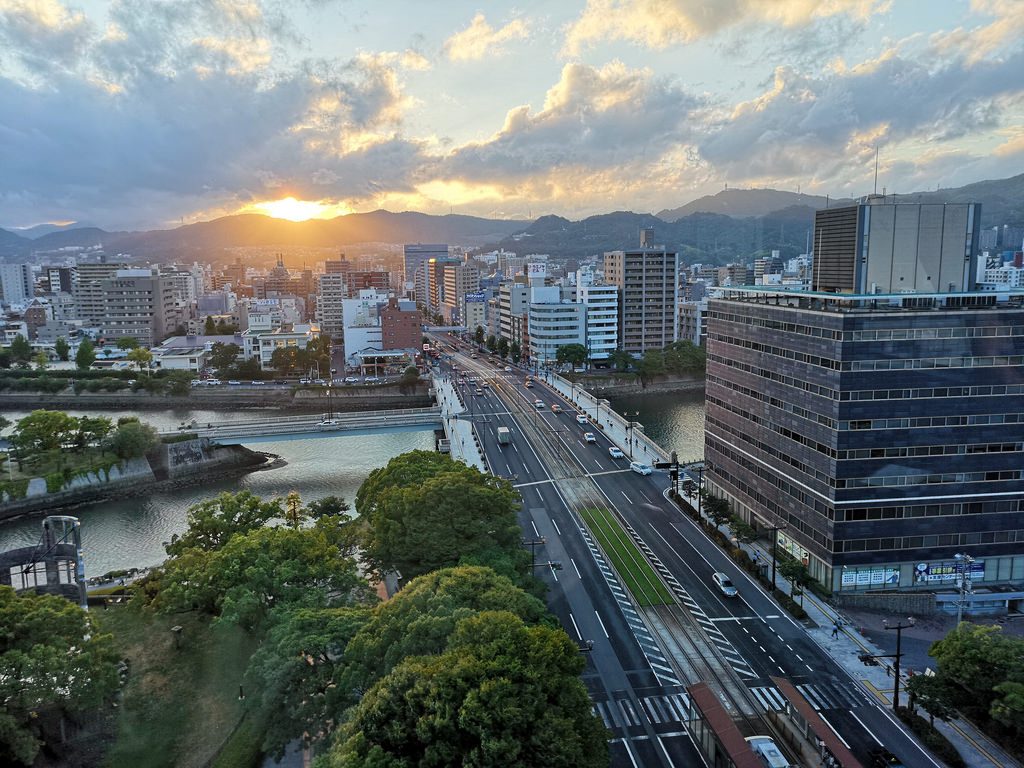 Going to Hiroshima? Take a direct SilkAir flight and get there in less than 7h - Alvinology