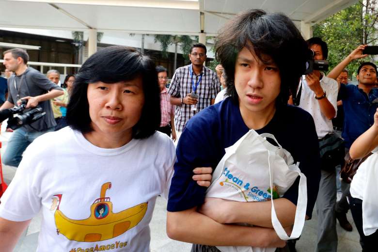Amos Yee's mother, Mary Toh - Loving mom or enabler for bad behaviours? - Alvinology
