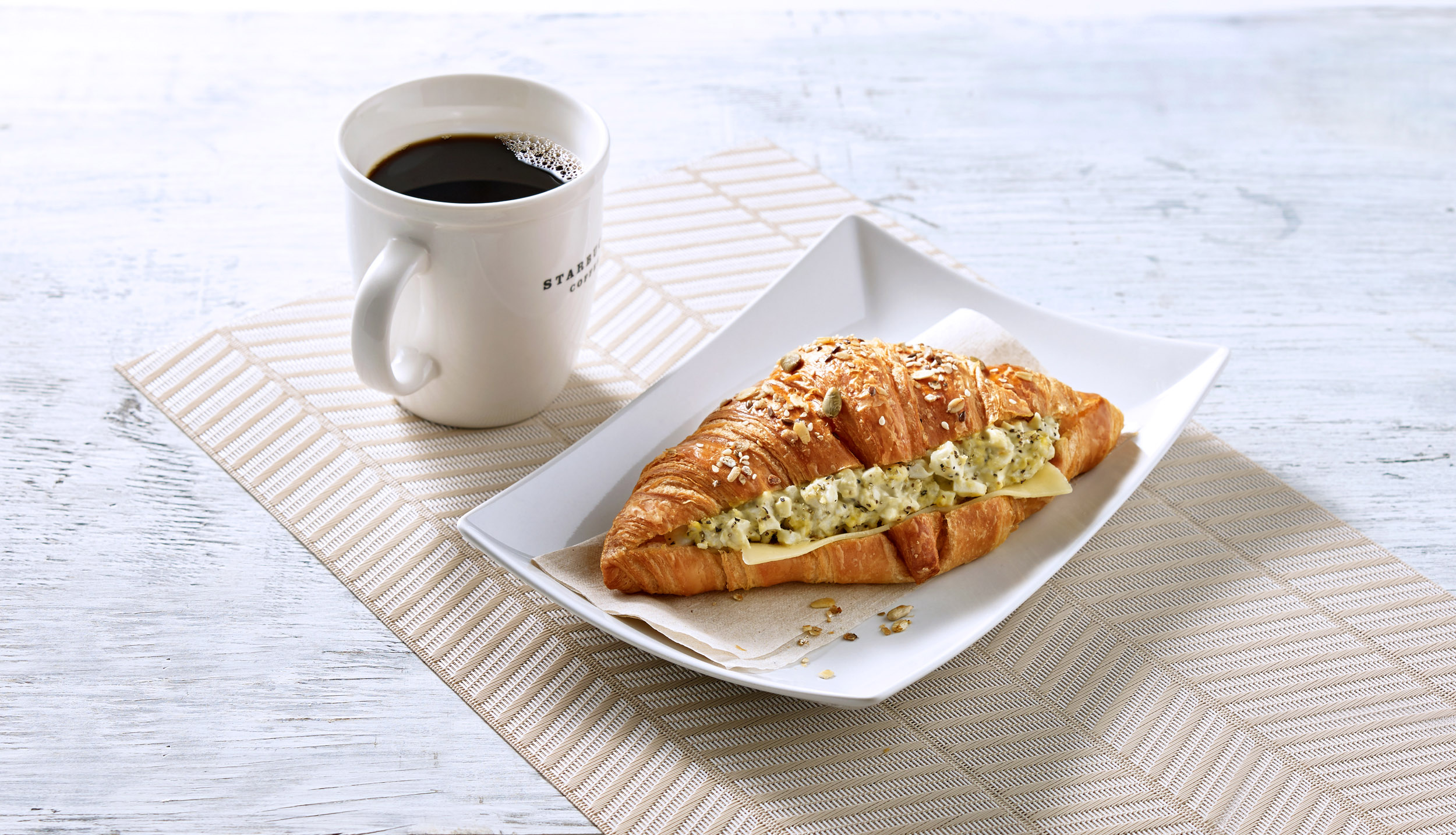 Kickstart 2019 with the new Starbucks Teavana beverages, sweet treats, and breakfast sets Kickstart 2019 with the new Starbucks Teavana beverages, sweet treats, and breakfast sets - Alvinology