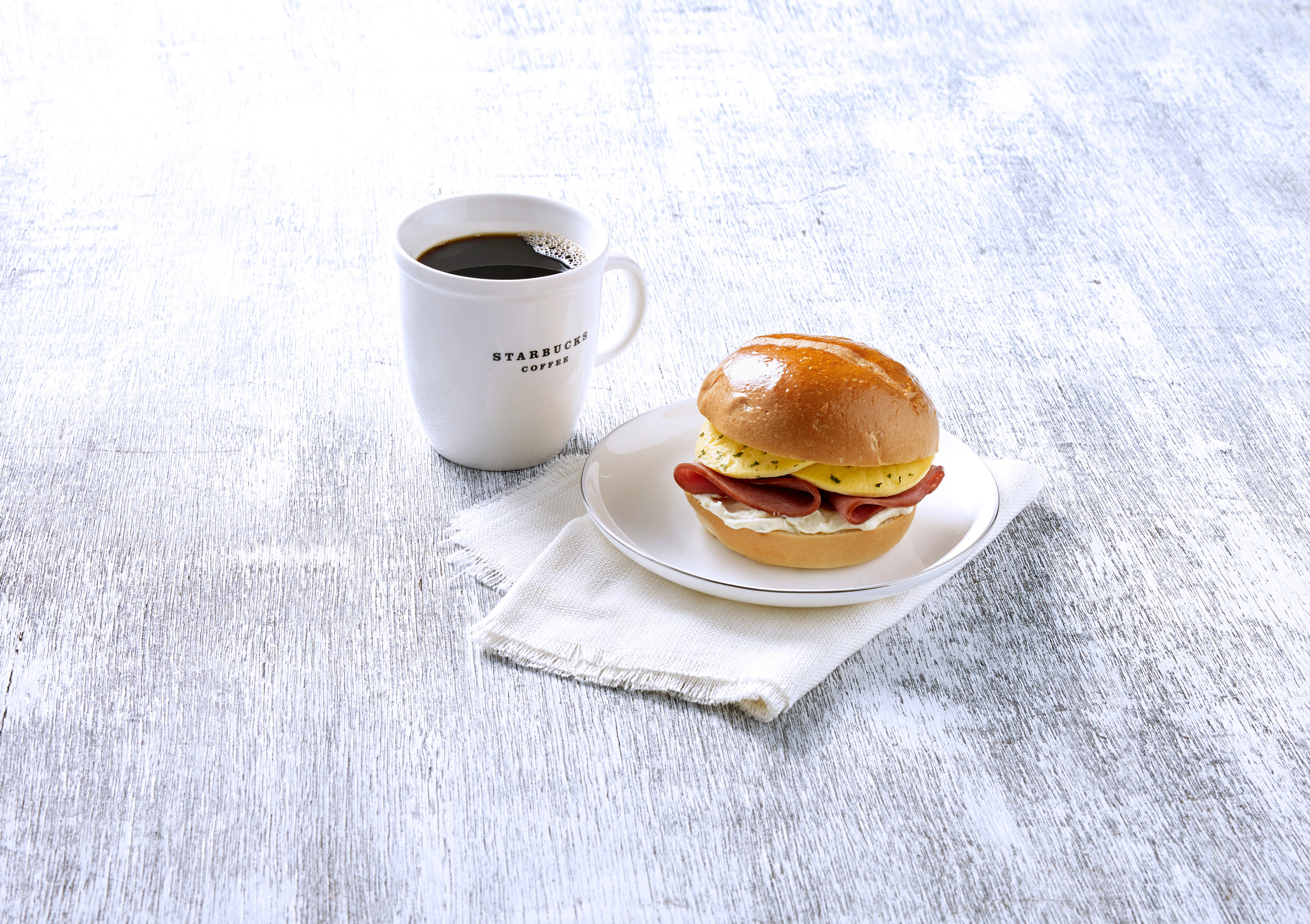 Kickstart 2019 with the new Starbucks Teavana beverages, sweet treats, and breakfast sets Kickstart 2019 with the new Starbucks Teavana beverages, sweet treats, and breakfast sets - Alvinology