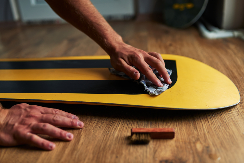 Snowboard Waxing Basics - Alvinology