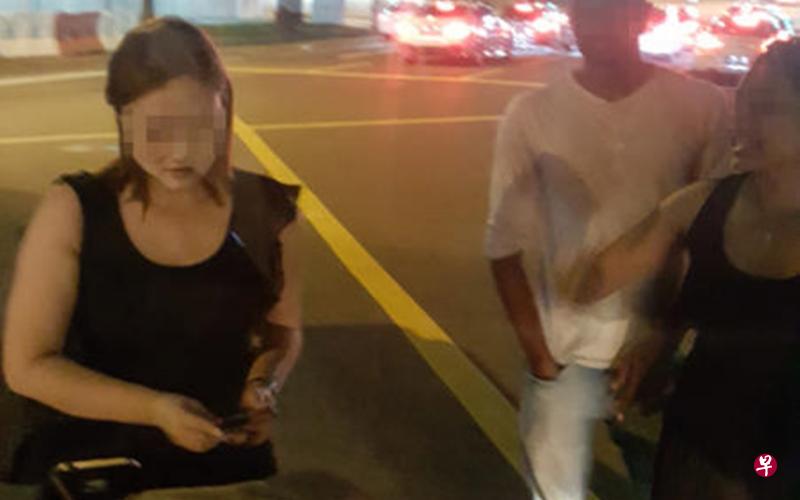 Is bus blocking the new horribly rude trend in pedestrian Singapore? - Alvinology