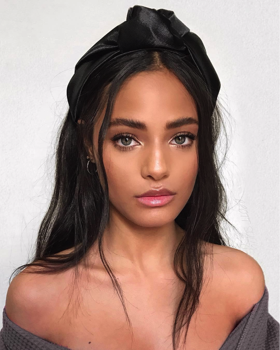 Choosing The Right Hair Colour for Women with Olive Skin Tone Choosing The Right Hair Colour for Women with Olive Skin Tone - Alvinology