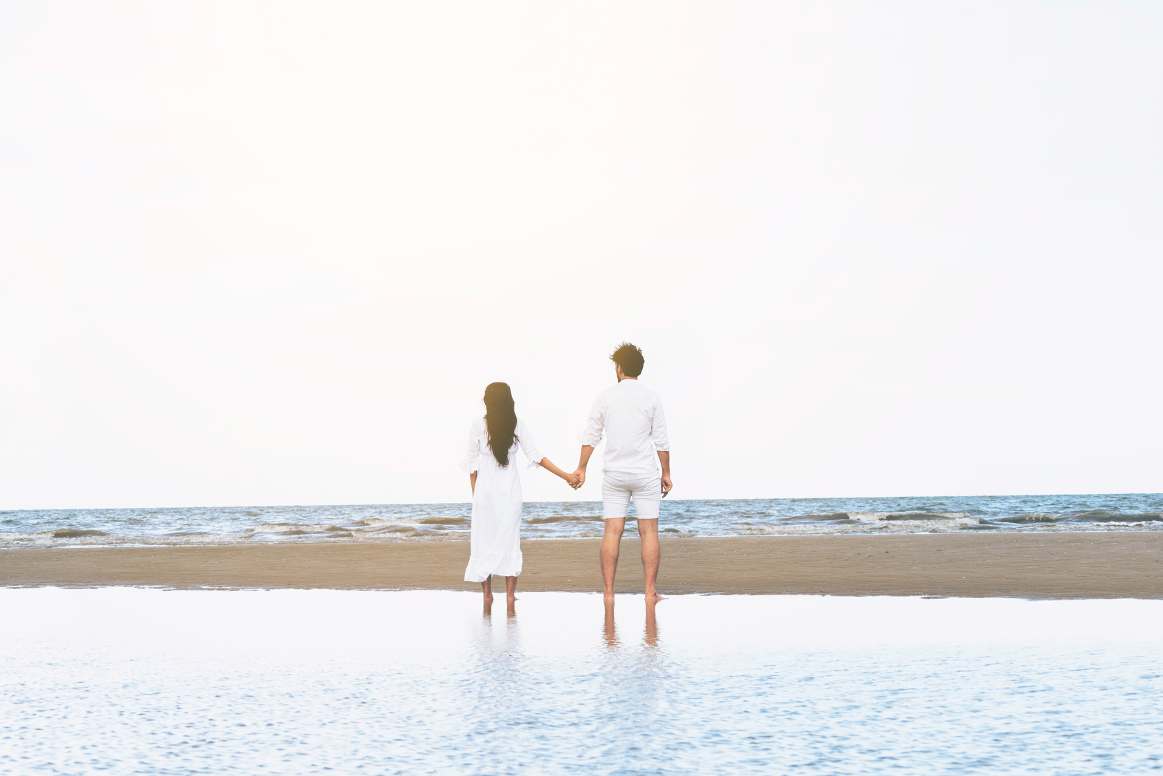 How Does the Safety Of Online Dating Compare To Traditional Dating? - Alvinology