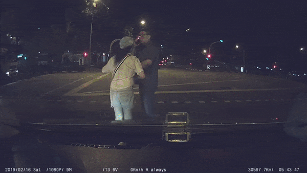 Chinese nationals allegedly beat up taxi driver Desmond Lee, threaten to accuse him of molestation - Alvinology