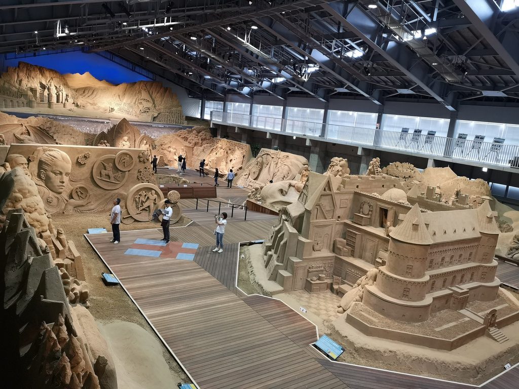 The Sand Museum is quite massive and will take up about an hour of your time.
