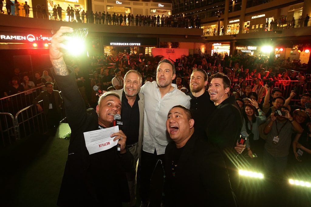 Netflix's Triple Frontier - Ben Affleck, Charlie Hunnam, Garrett Hedlund and Chuck Roven in Singapore - Alvinology
