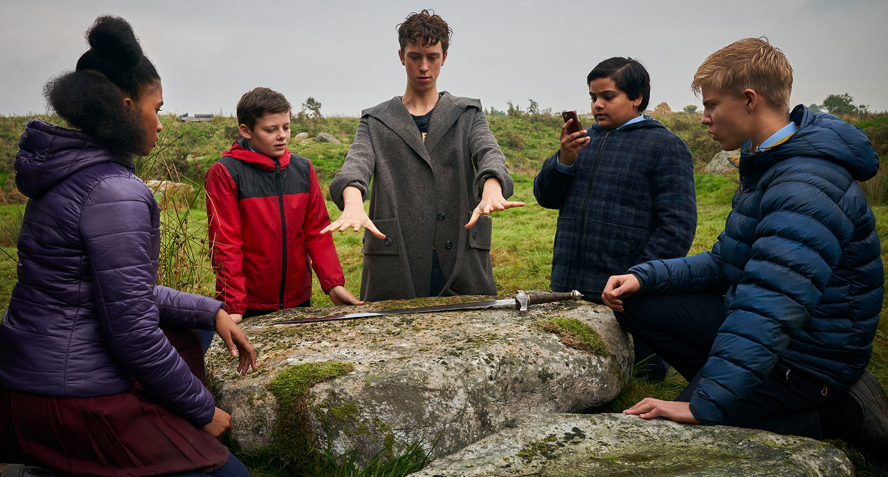[Movie Review] The Kid Who Would Be King - Wholesome and Entertaining, but Tanked at the Box Office? - Alvinology