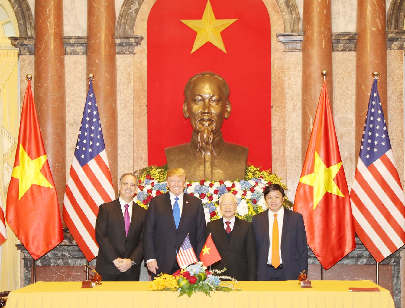 Vietjet signs 100-aeroplane deal with Boeing and engine support agreement with General Electric at the United States - North Korea Summit Vietjet signs 100-aeroplane deal with Boeing and engine support agreement with General Electric at the United States - North Korea Summit - Alvinology