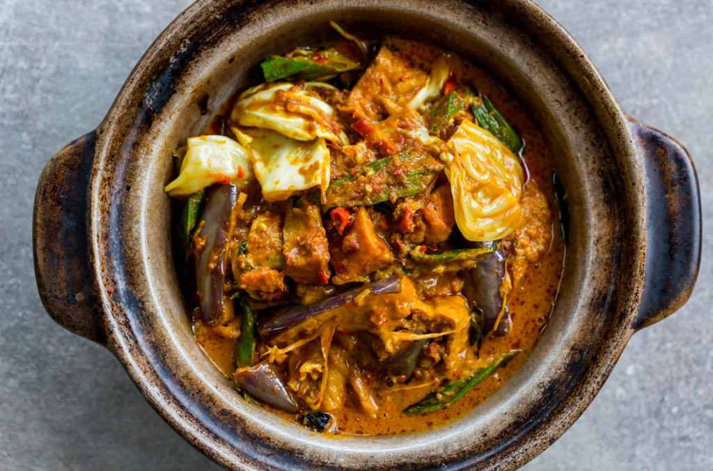 Get Your Foodgasmic Tze Char Fix From New Ubin’s New Branch In Zhongshan Park - Alvinology