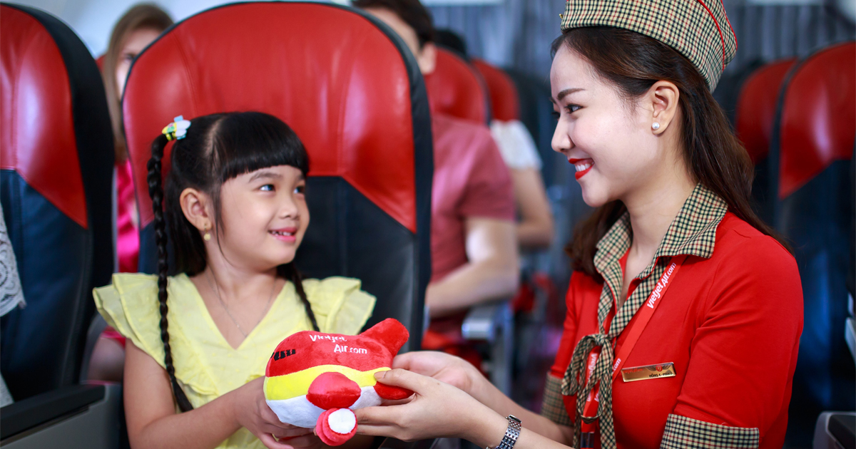 WIN FREE FLIGHTS with Vietjet this weekend at Raffles City Shopping Centre - Alvinology