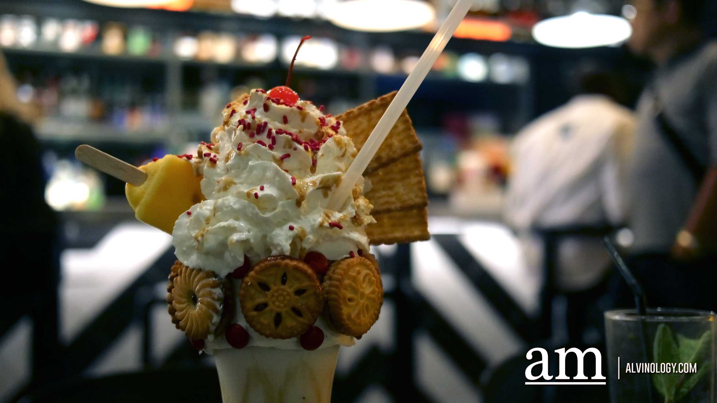 Savour a slice of Singapore and more at Black Tap Craft Burgers & Beer at Marina Bay Sands, Singapore - Alvinology