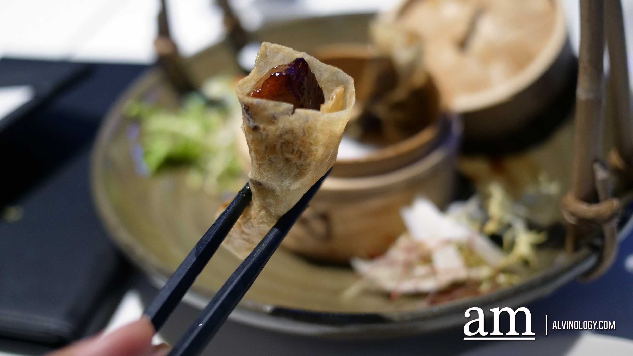 Here's how to wrap and eat the pork neck