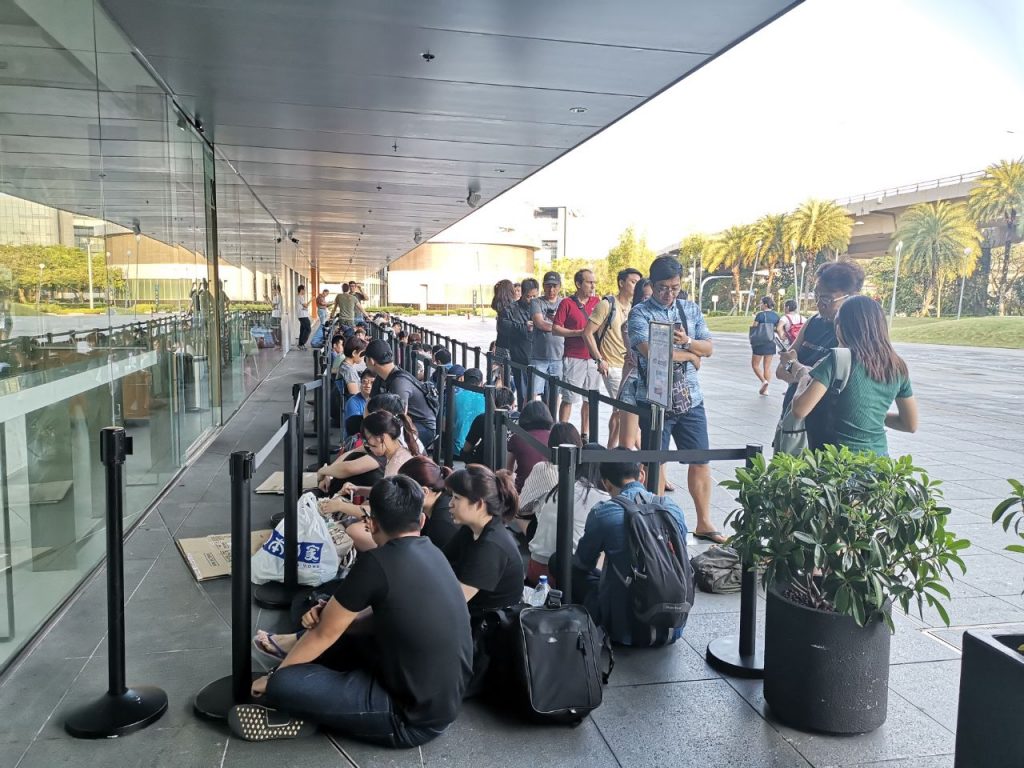 Huawei P30 Series sold out before noon in Singapore during official release at VivoCity - Alvinology