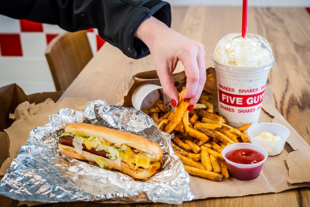 America's favourite burger brand Five Guys to open in Singapore later this year - Alvinology