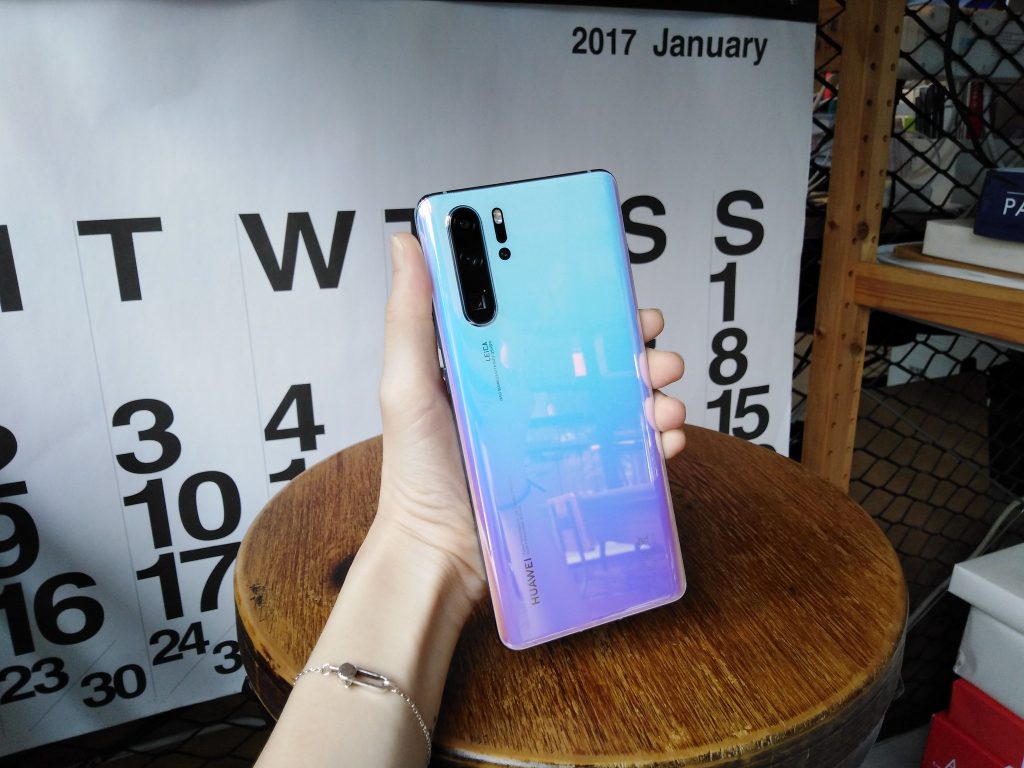 Should you be buying a Huawei smartphone now? Should you be buying a Huawei smartphone now? - Alvinology