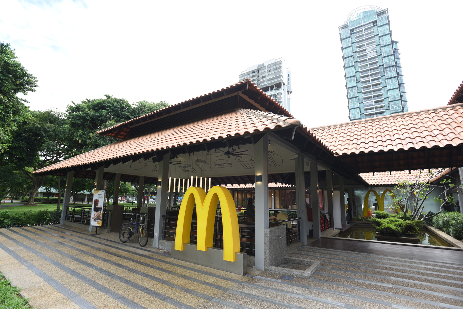 McDonald's ups the ante with a new, holistic family experience - Alvinology