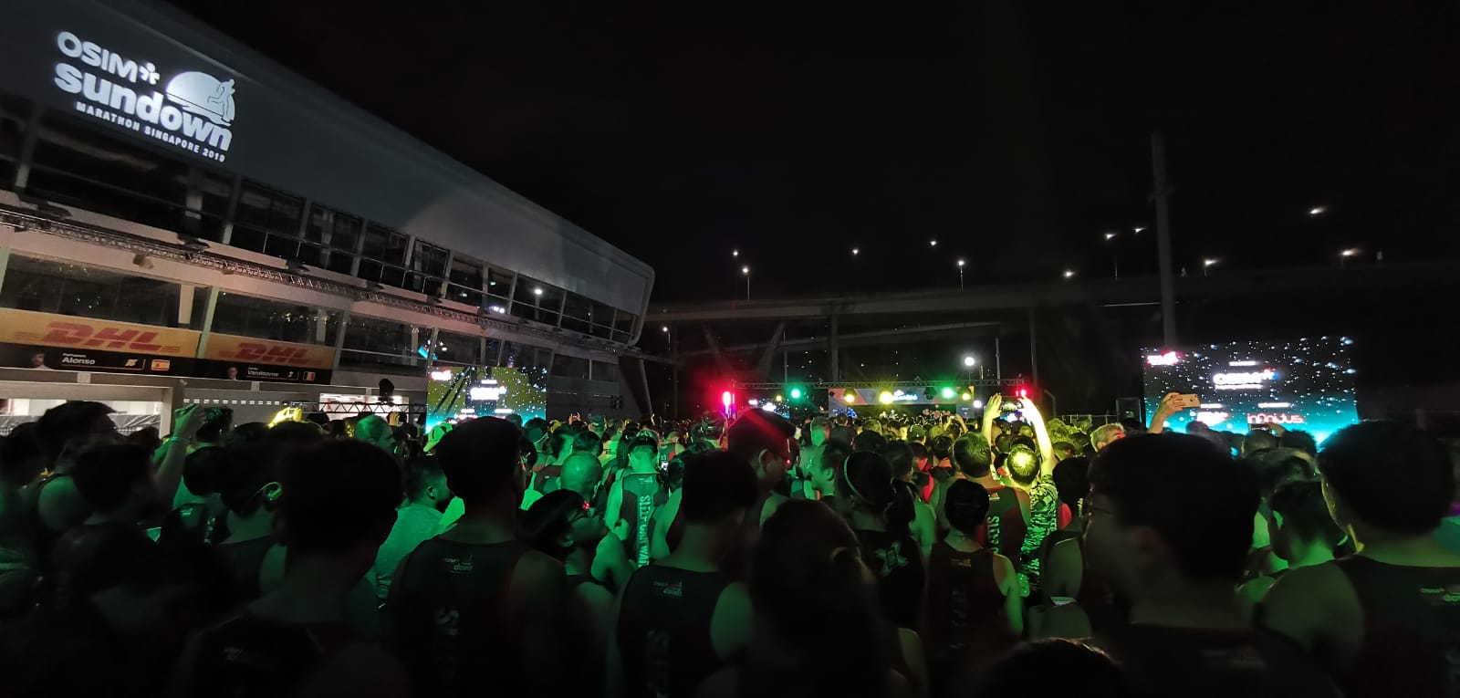OSIM Sundown Marathon 2019 – What is it like running a half-marathon past midnight for a second time? - Alvinology