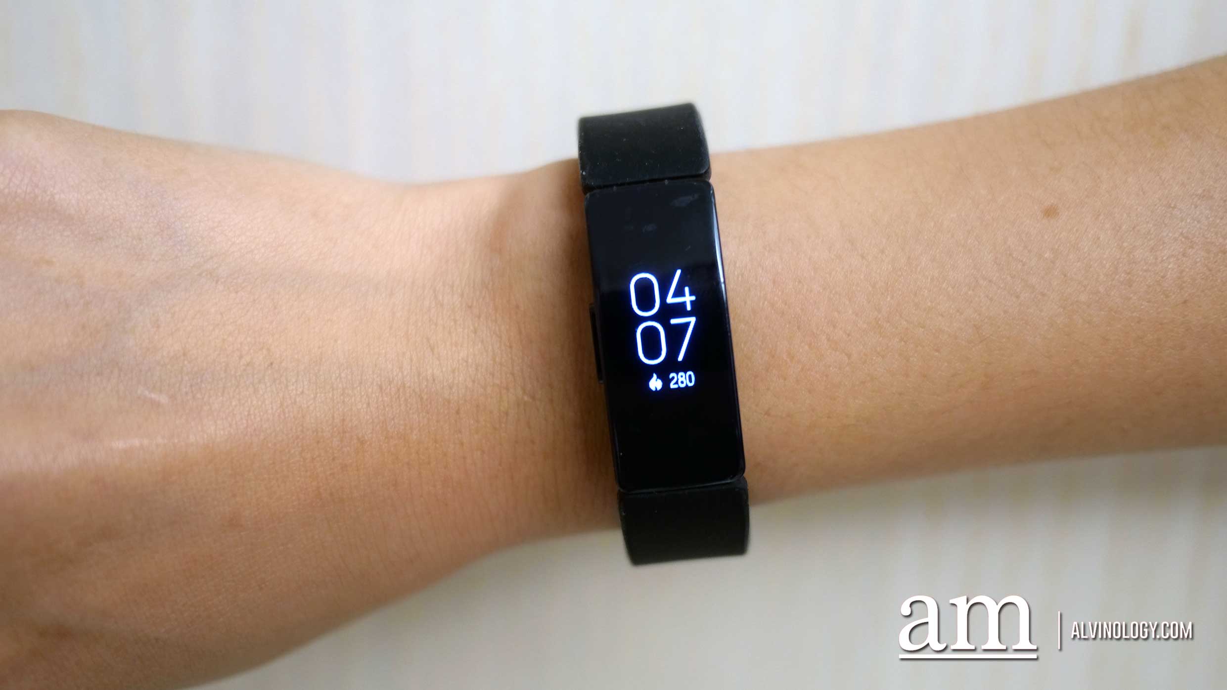 New Fitbit Inspire HR is Fitbit's cheapest 24/7 heart rate tracking device - Alvinology