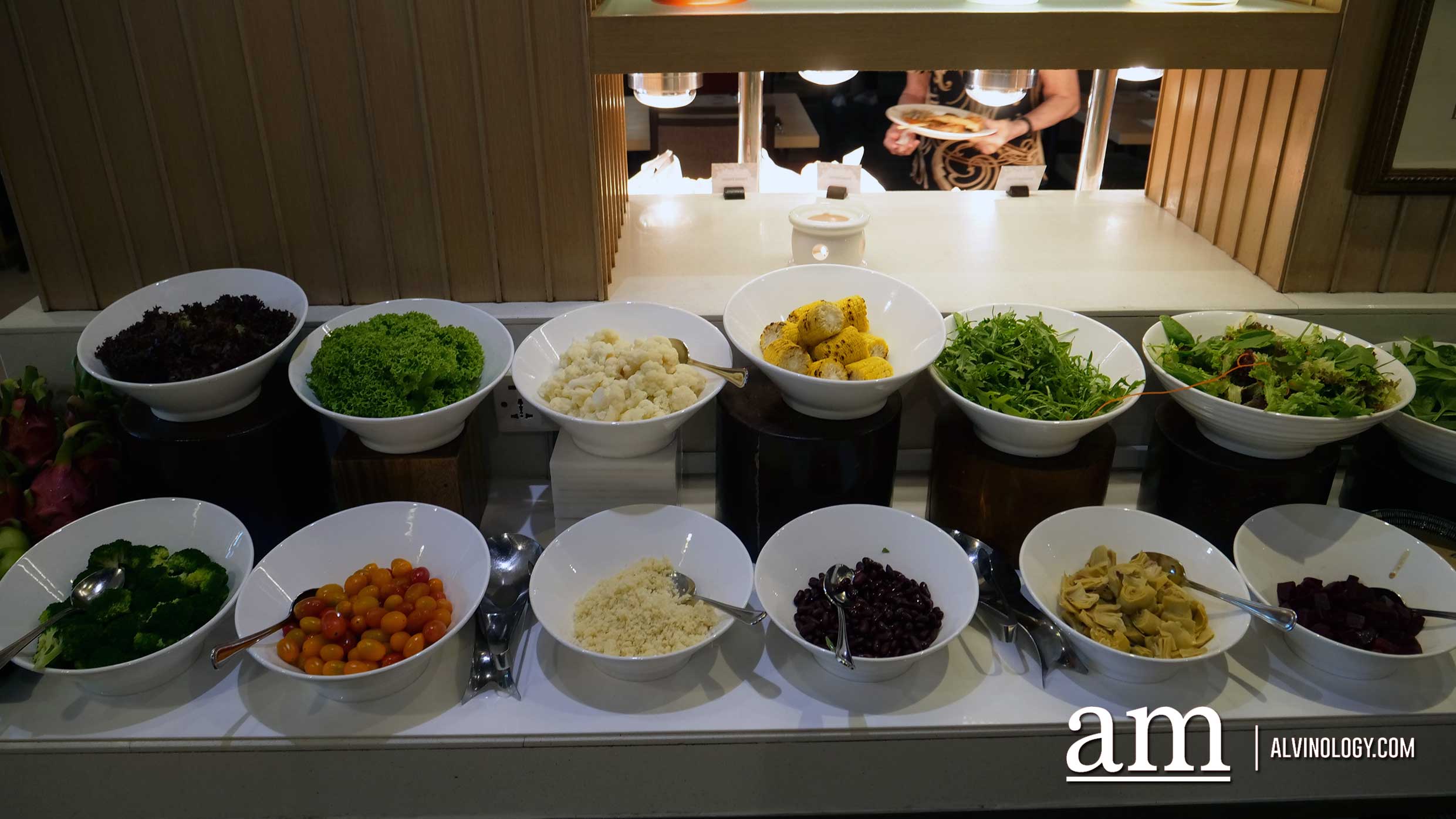 Spice Brasserie at PARKROYAL on Kitchener Road brings back all-you-can-eat Seafood Buffet for a Limited Time - Alvinology