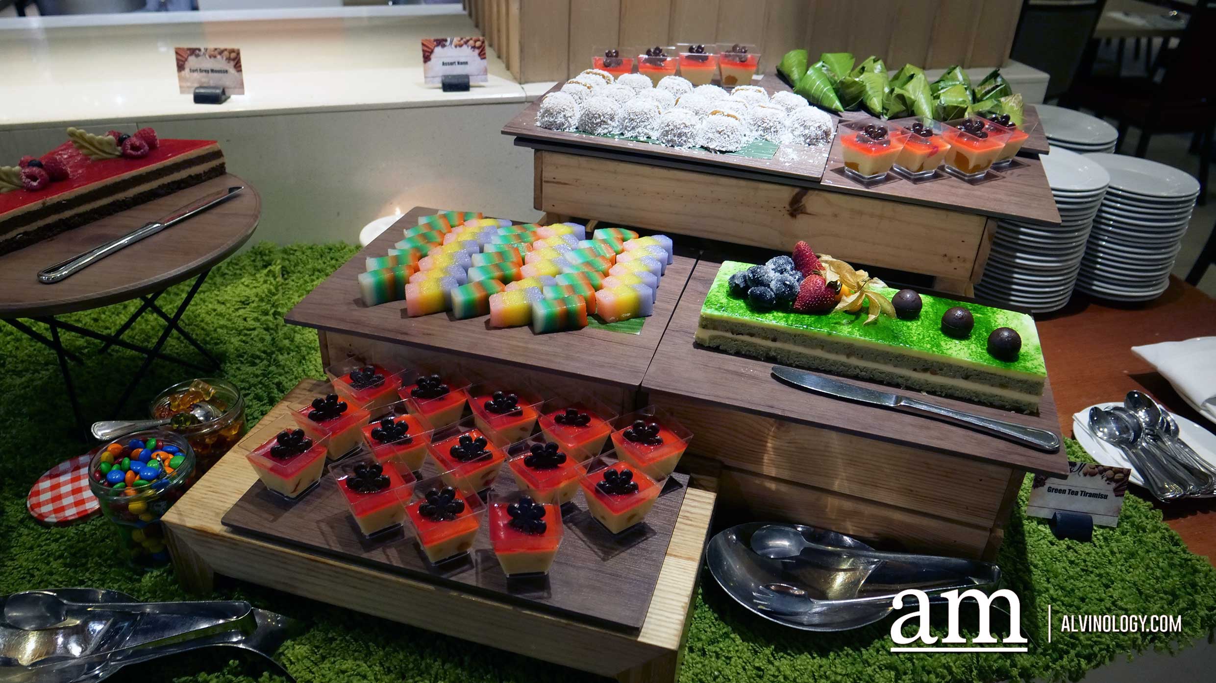 Spice Brasserie at PARKROYAL on Kitchener Road brings back all-you-can-eat Seafood Buffet for a Limited Time - Alvinology