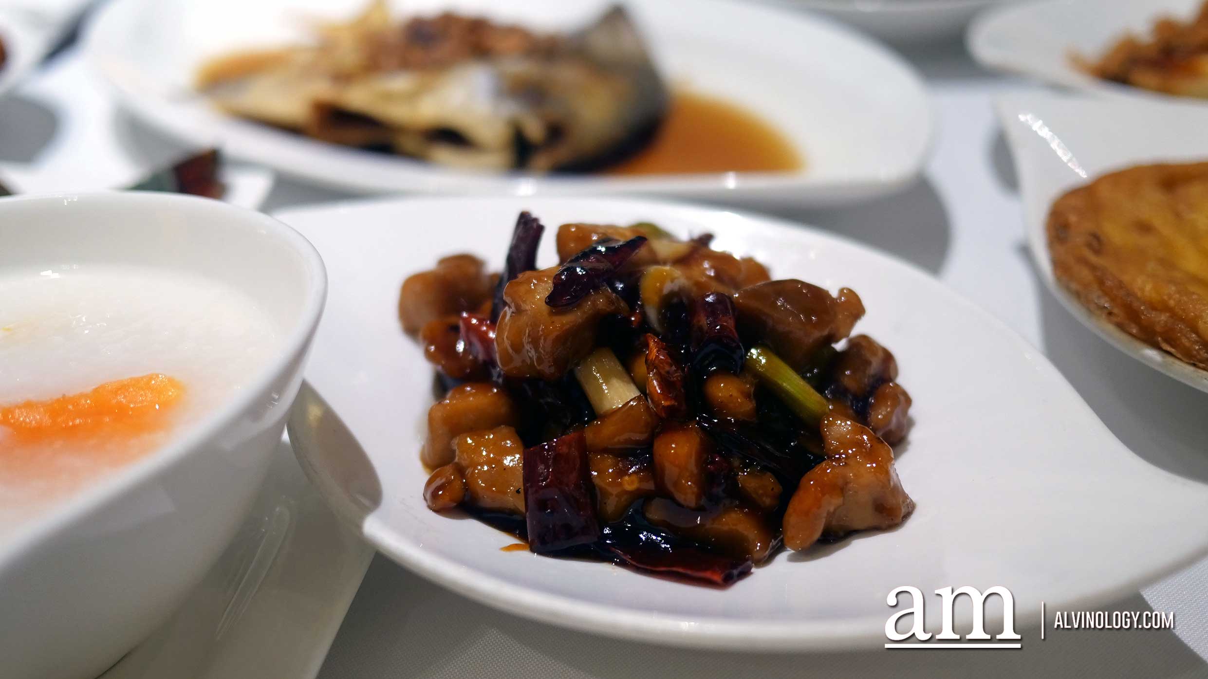 Sautéed Chicken with Dried Chilli 宫宝鸡丁 ($14++)