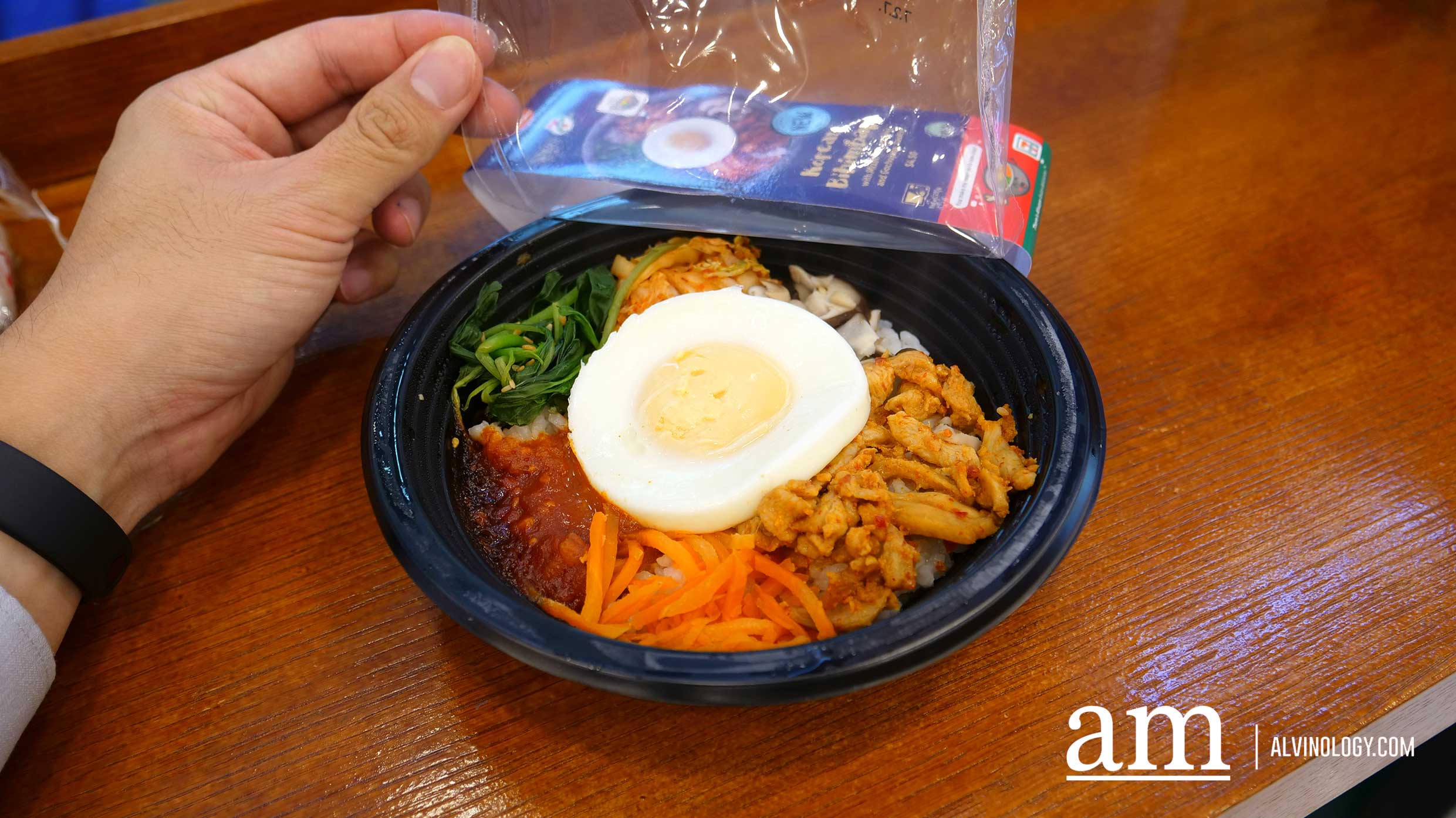 Luncheon Meat Onigiri to Korean Bibimpap: Five Surprisingly Exotic Ready-to-eat Meals at 7-Eleven Singapore - Alvinology