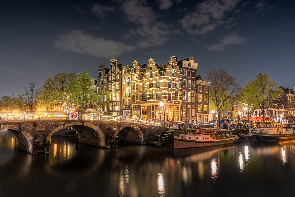 Here Are 5 Must-See Places On Your Next Trip to Amsterdam - Alvinology