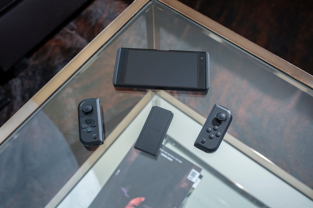 This new Razer Junglecat controller will enhance your overall mobile gaming performance - Alvinology