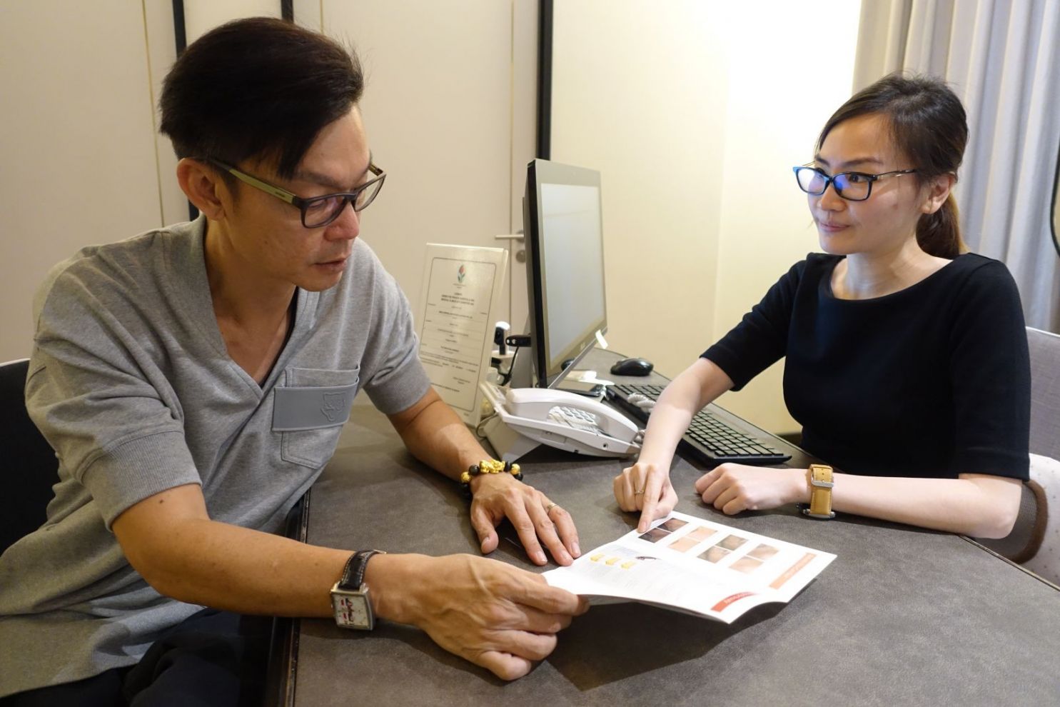 The Secret to Mark Lee's Acne Scar Treatment is Not That Secret - Alvinology