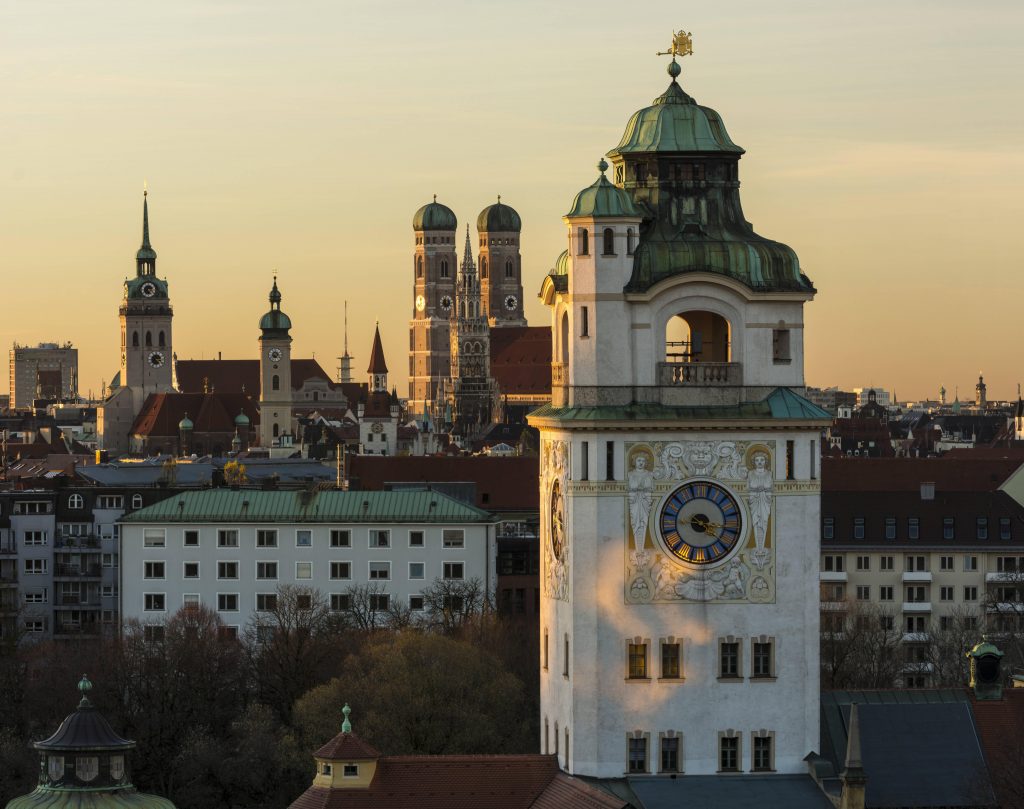 Munich is Where You Must Spend Winter - Here are 8 Reasons Why - Alvinology