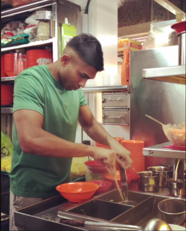 Hot interracial couple give up corporate jobs to sell fishball noodles in Toa Payoh - Alvinology