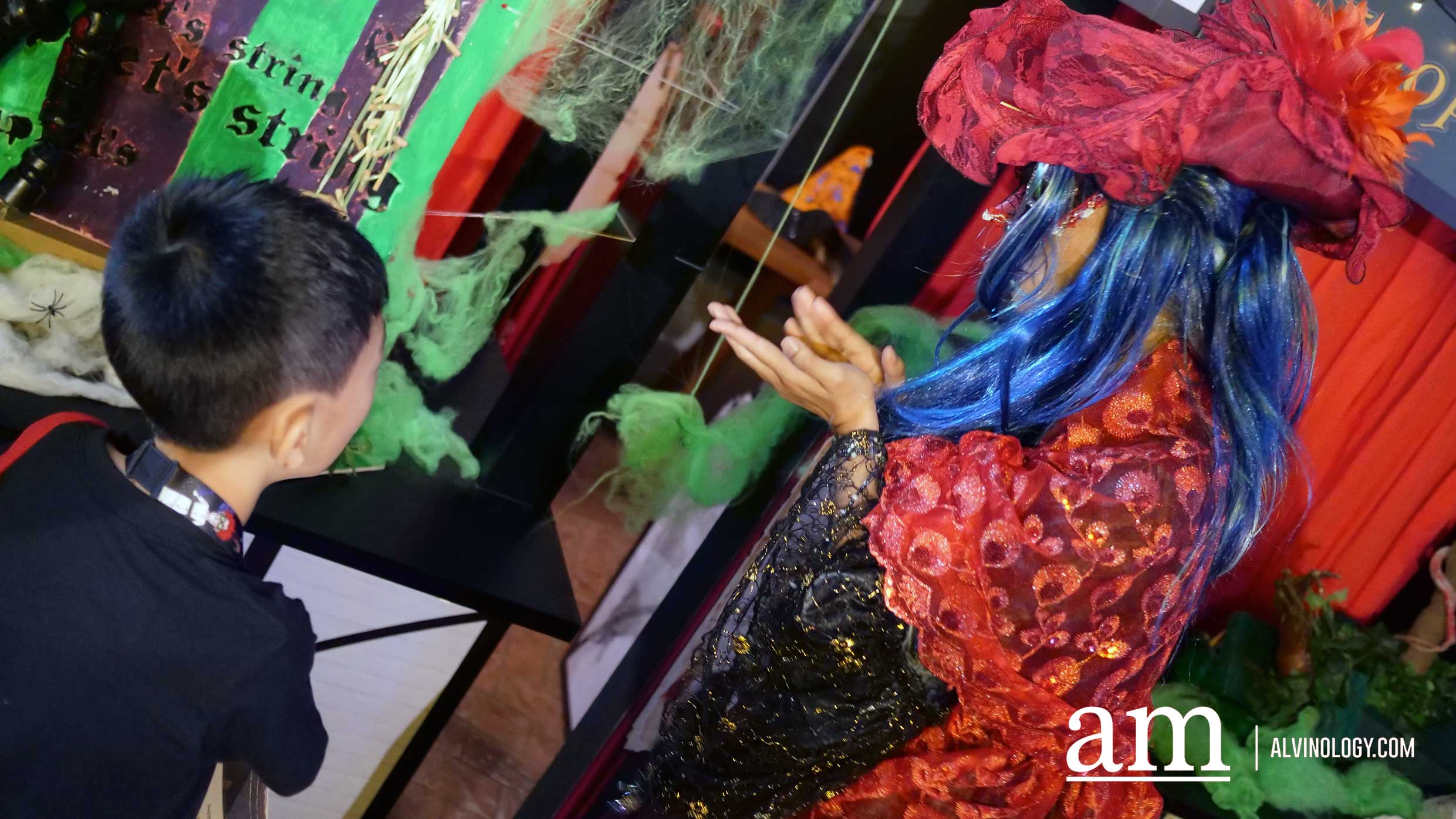 [Halloween for Kids] KidZania Singapore’s SpookyTown 2: The Masquerade Hunt - Alvinology