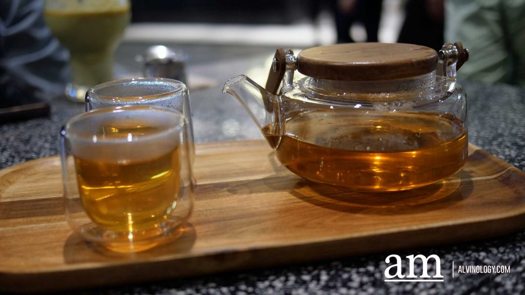 Shoes, Handbags and Food can Go Together - Only at PAZZION Café at JEWEL Changi Airport - Alvinology