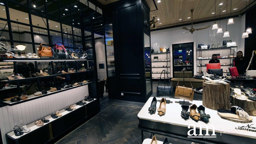 Shoes, Handbags and Food can Go Together - Only at PAZZION Café at JEWEL Changi Airport - Alvinology