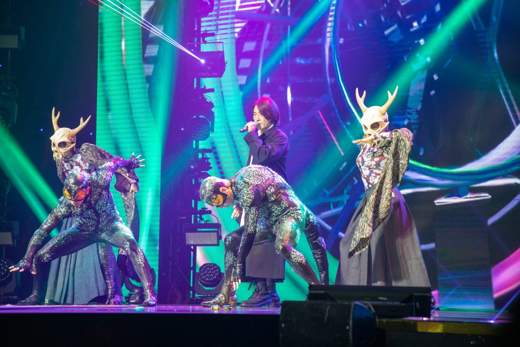 AB6IX and line-up of Asian celebrities dazzle at StarHub Night of Stars 2019 - Alvinology