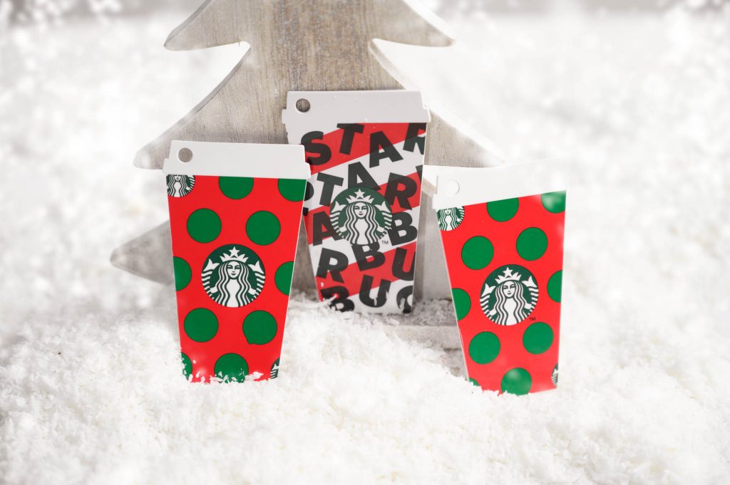 Good tidings arrive early at Starbucks – these colour-changing cups is a unique addition to your Starbucks merch collection Good tidings arrive early at Starbucks – these colour-changing cups is a unique addition to your Starbucks merch collection - Alvinology