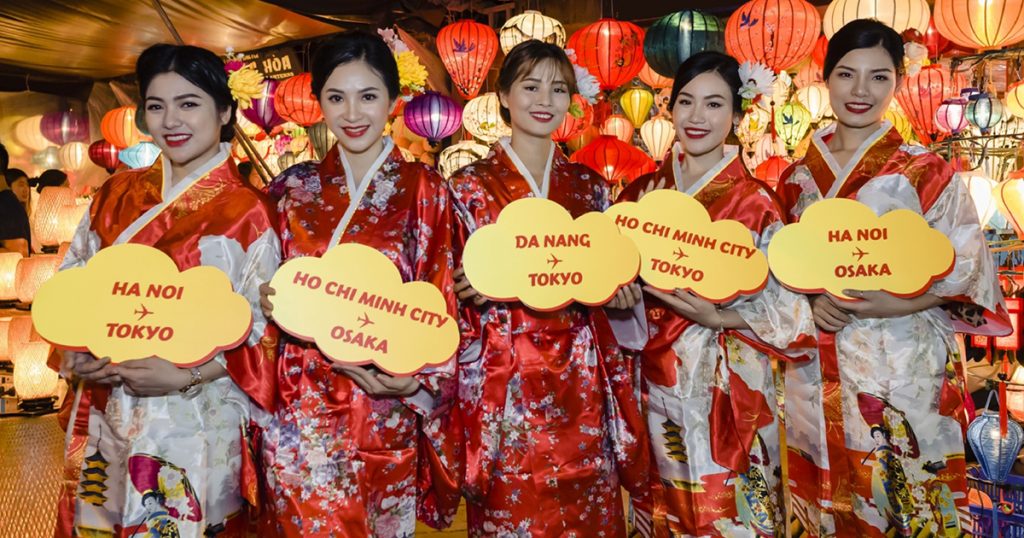 Book Vietjet flights from 8 November onward and win a “1kg Golden Aircraft” worth more than USD43,000 - Alvinology