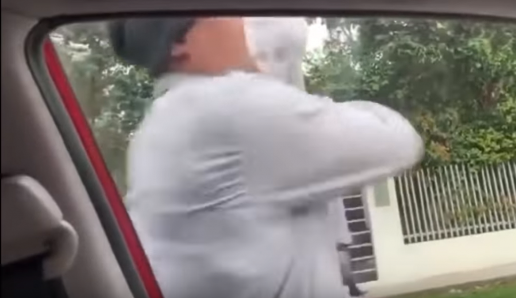 Ex-Transcab driver tried to bash private car window, flipped off driver - Alvinology