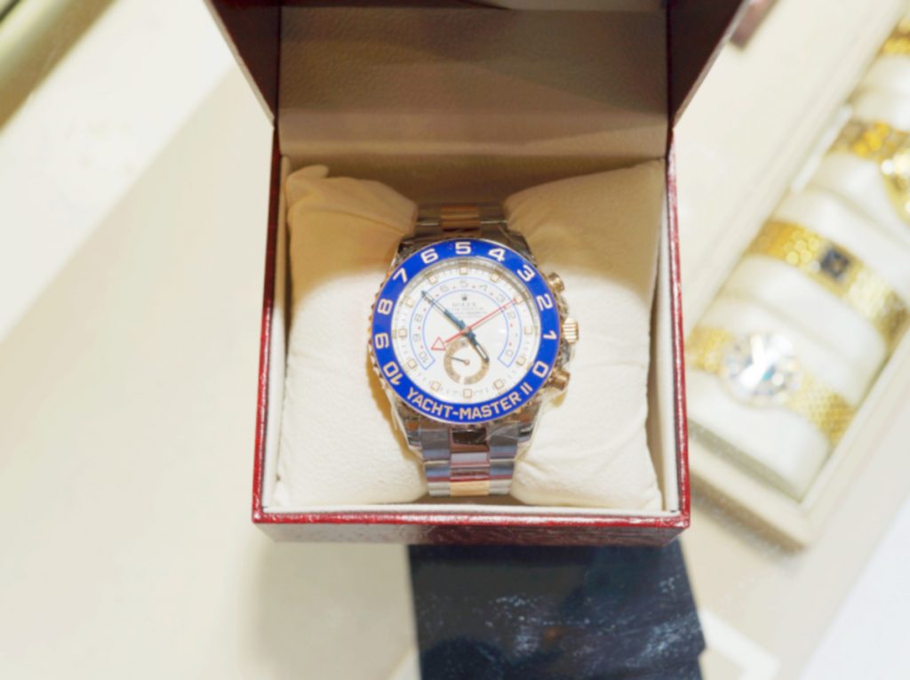 Here are some watches & jewellery pieces which are up to 50% cheaper at ValueMax any time of the year - Alvinology