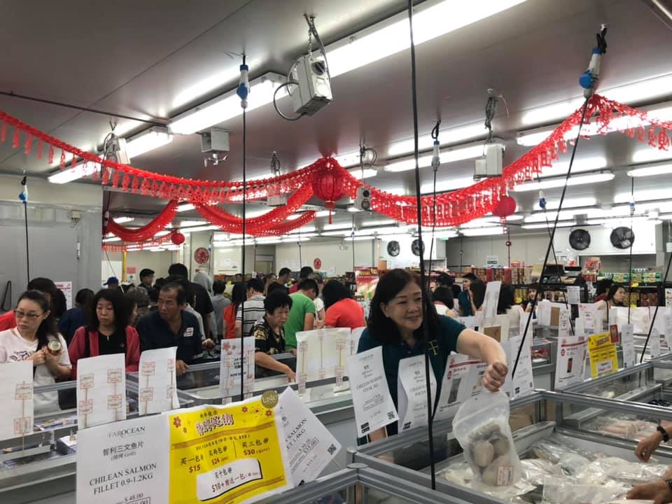 $10 abalone and photos of other amazing seafood deals at Jurong Far Ocean CNY sale - Alvinology