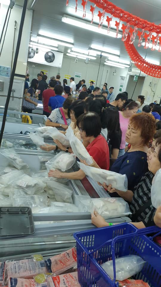 $10 abalone and photos of other amazing seafood deals at Jurong Far Ocean CNY sale - Alvinology