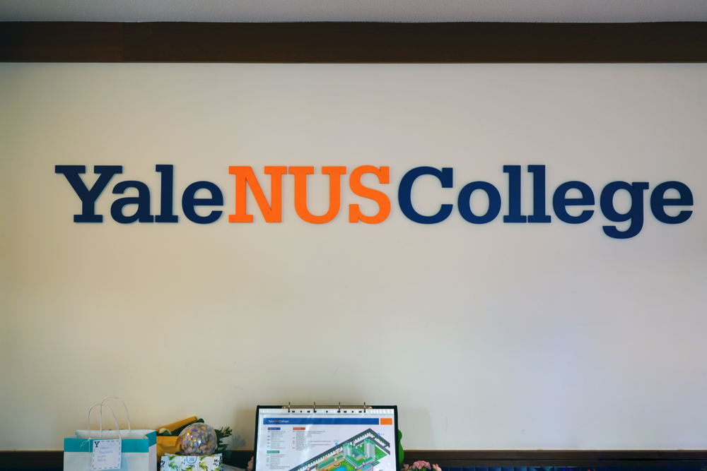 Yale-NUS student charged for taking shower videos, upskirt photos to relieve stress - Alvinology