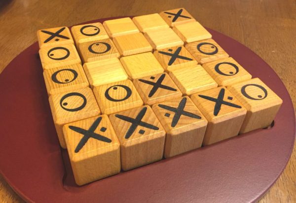 10 fun board games to play with your loved ones at home - Alvinology