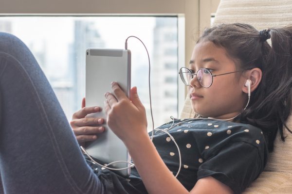 Are your children aware of the dangers of TikTok and the 'Skullbreaker Challenge'? - Alvinology