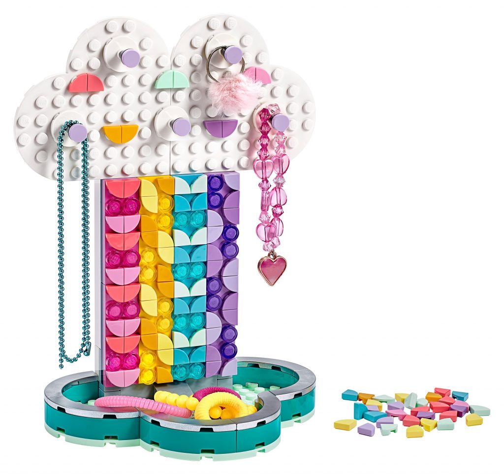 LEGO launches the new LEGO DOTS – 2D tile-based concept designed especially for young girls - Alvinology
