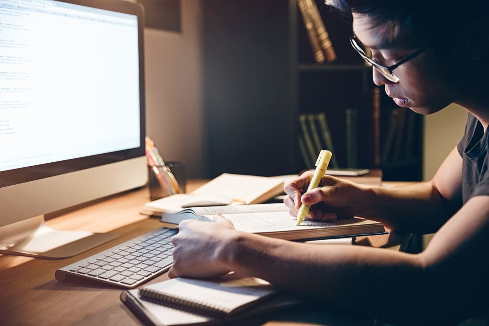 Stock Trading: 4 Essential Tips for Beginners - Alvinology