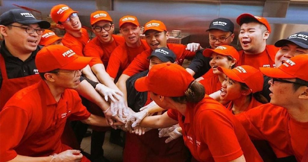 [GOOD NEWS] Businesses team up to provide 2,500 free food to frontliners over the next four weeks of April - Alvinology